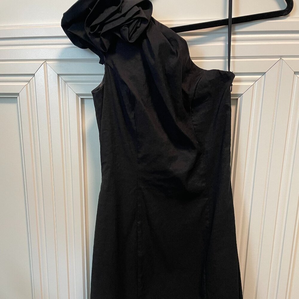 Jessica McClintock Size 4 Off the Shoulder Dress